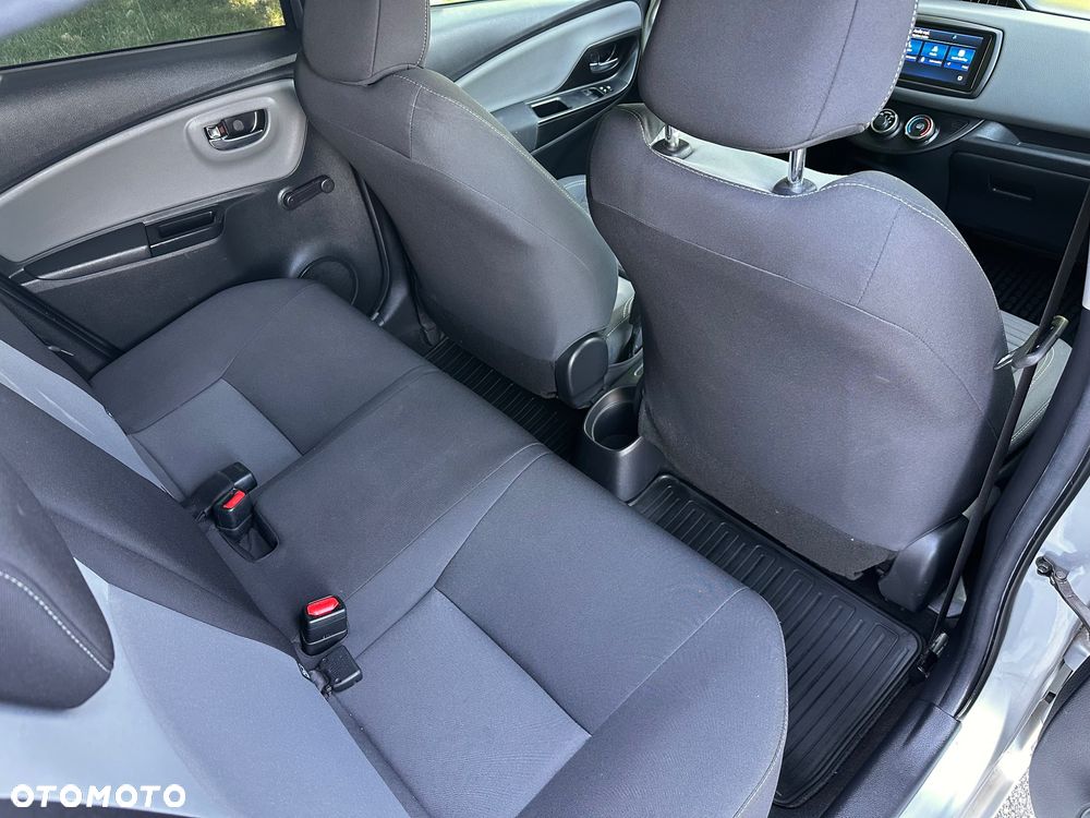Toyota Yaris 1.5 Premium - 12