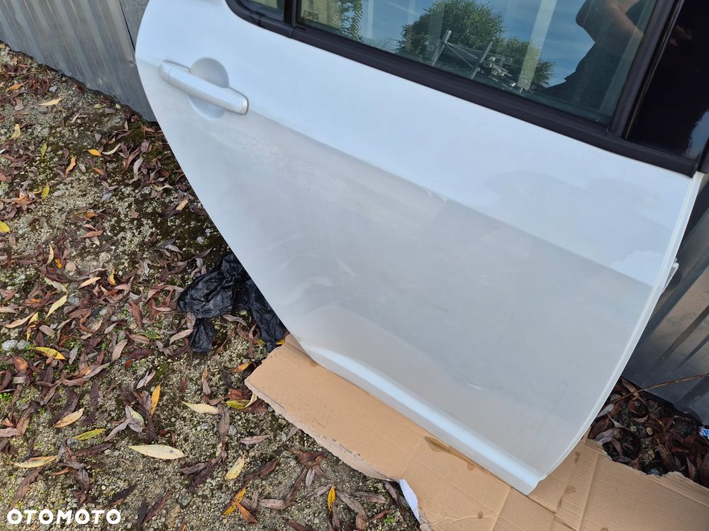 DRZWI PRAWY TYŁ SUZUKI SWIFT IV 04-10ROK - 6