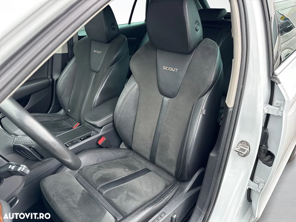 Skoda Octavia 2.0 TDI DSG 4X4 Scout - 13