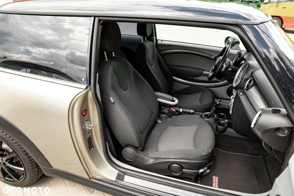 MINI Cooper 50 Camden - 22