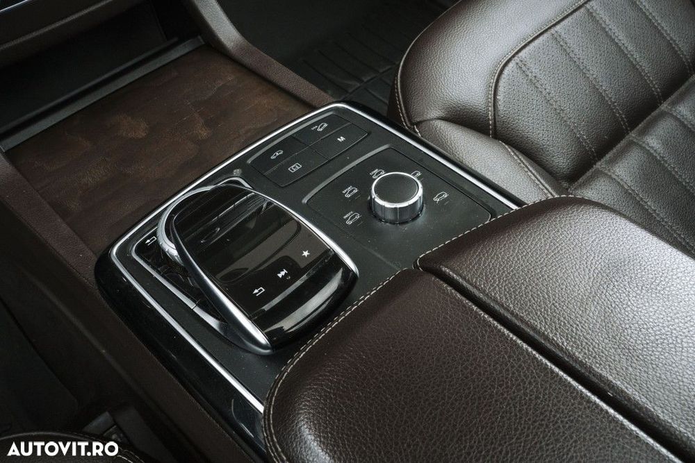 Mercedes-Benz GLE - 21