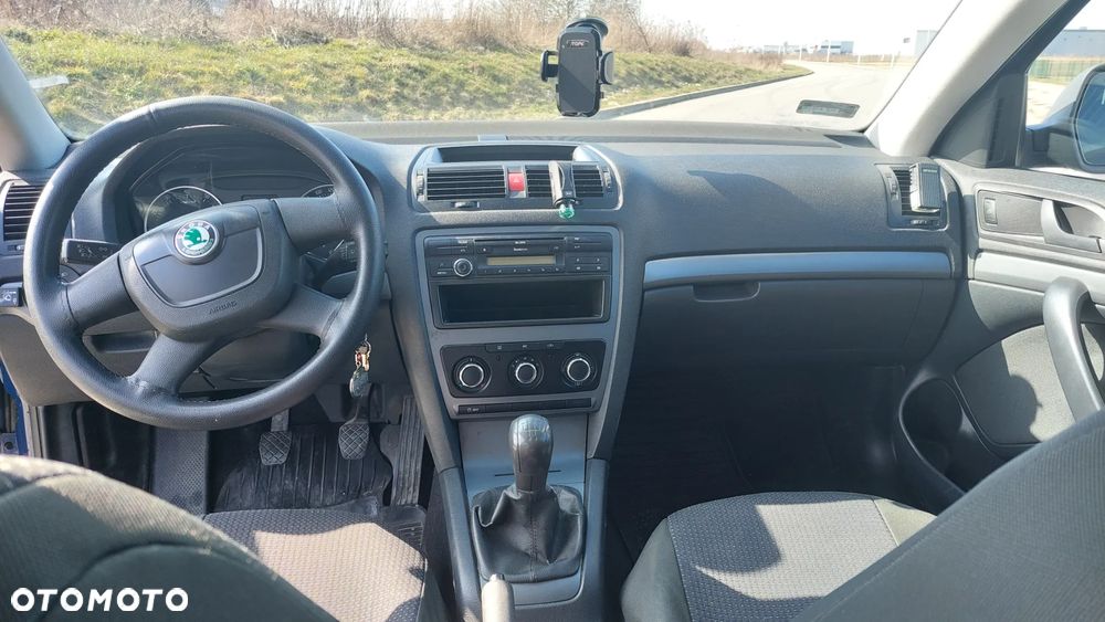 Skoda Octavia 1.6 Tour - 15