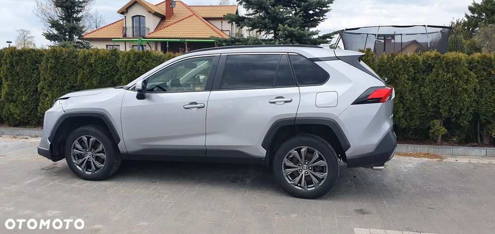 Toyota RAV4 - 2