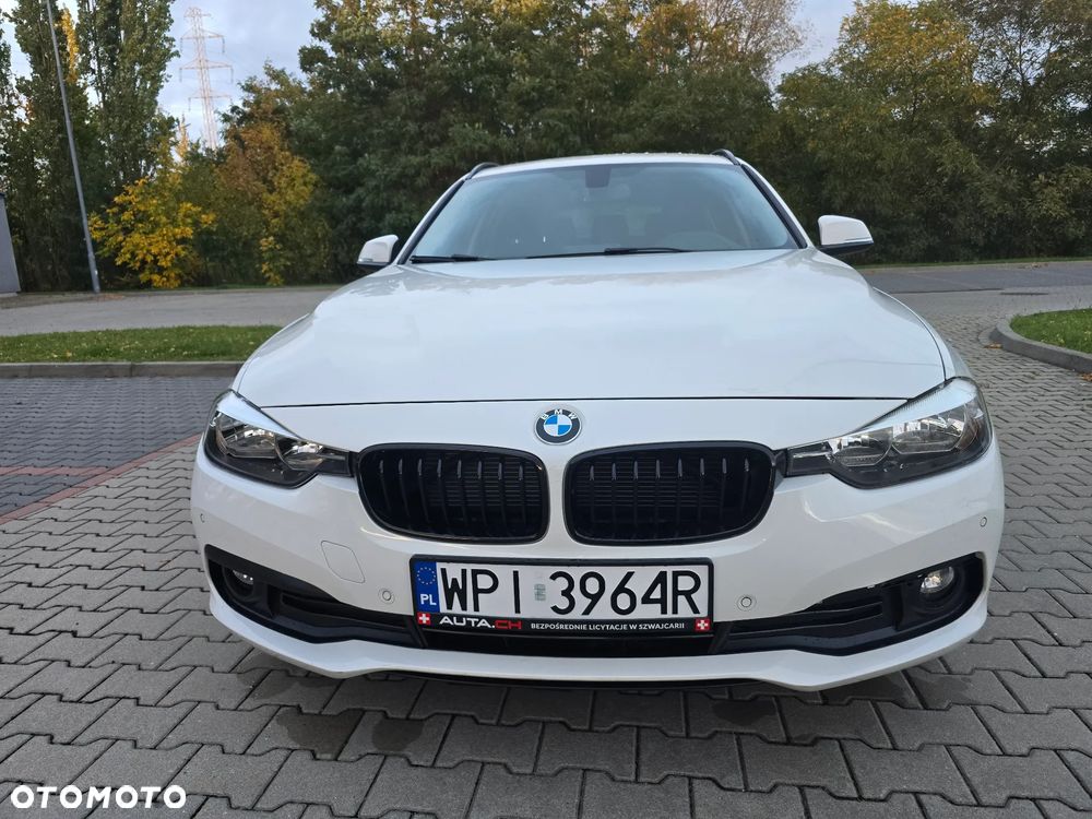 BMW Seria 3 - 32
