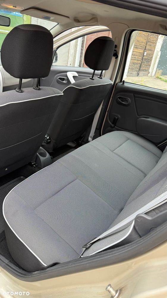 Dacia Sandero 1.2 16V Story - 10