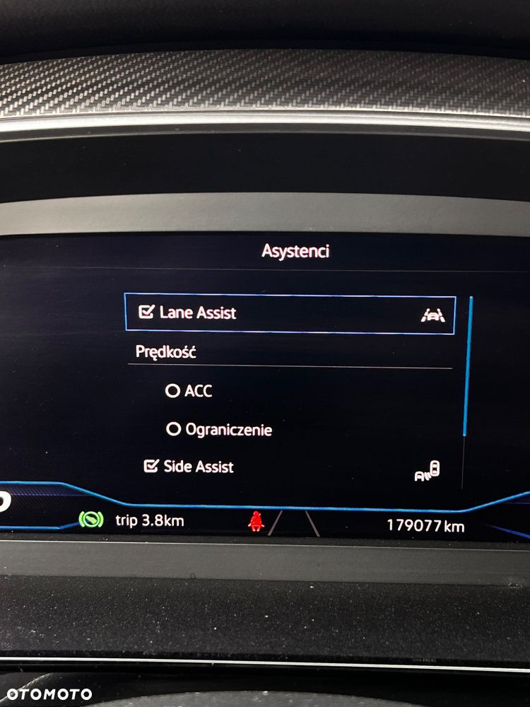 Volkswagen Arteon 2.0 TDI R-Line DSG - 36