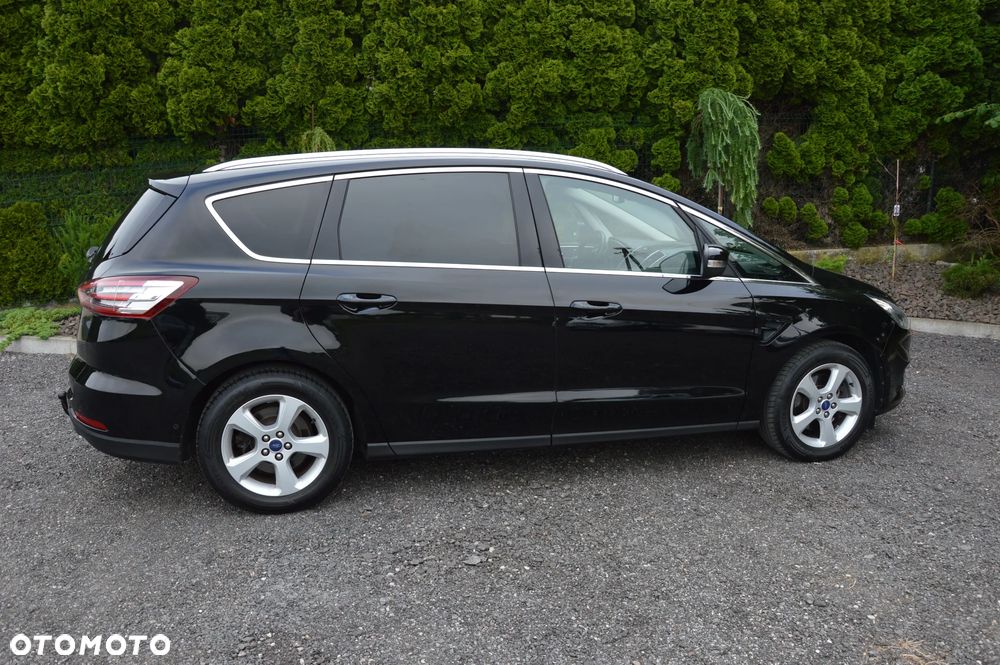 Ford S-Max - 15