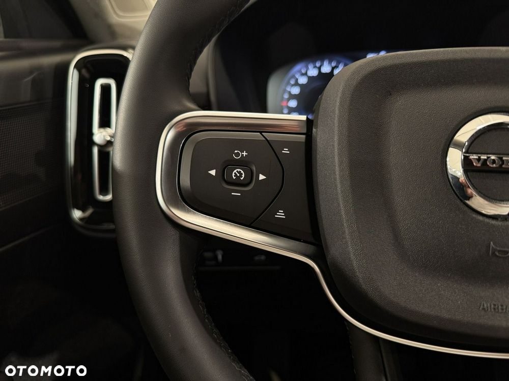 Volvo XC 40 - 19