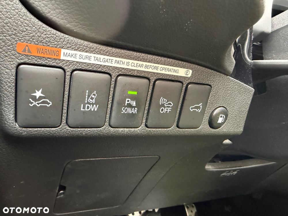 Mitsubishi Outlander 2.4 4WD Top - 10