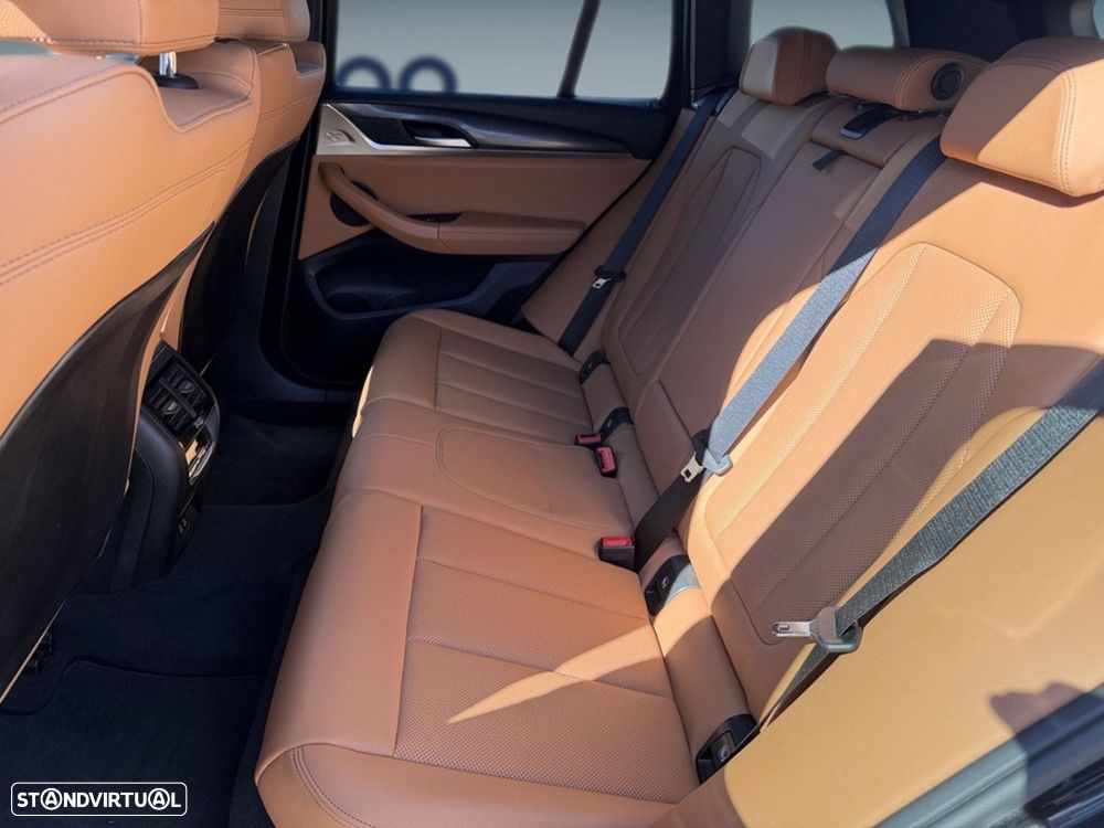 BMW X3 30 e xDrive Pack M - 13