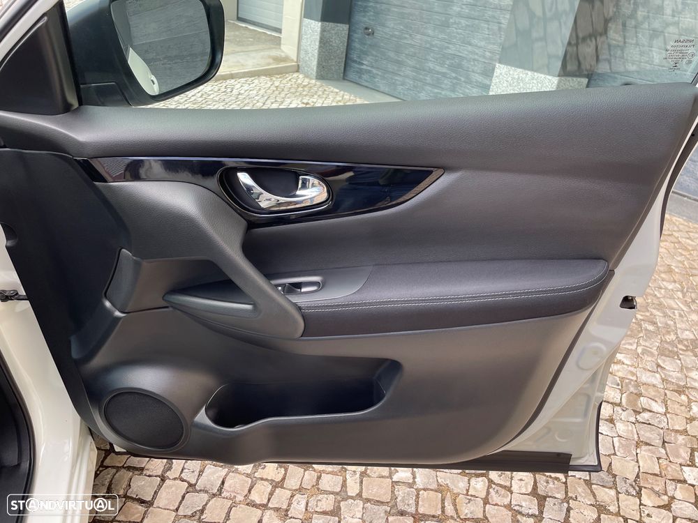 Nissan Qashqai 1.6 dCi Acenta Xtronic - 15
