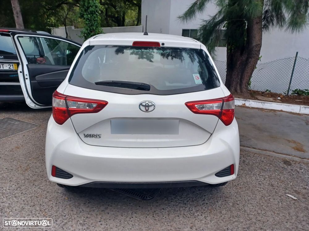 Toyota Yaris 1.0 VVT-i - 2