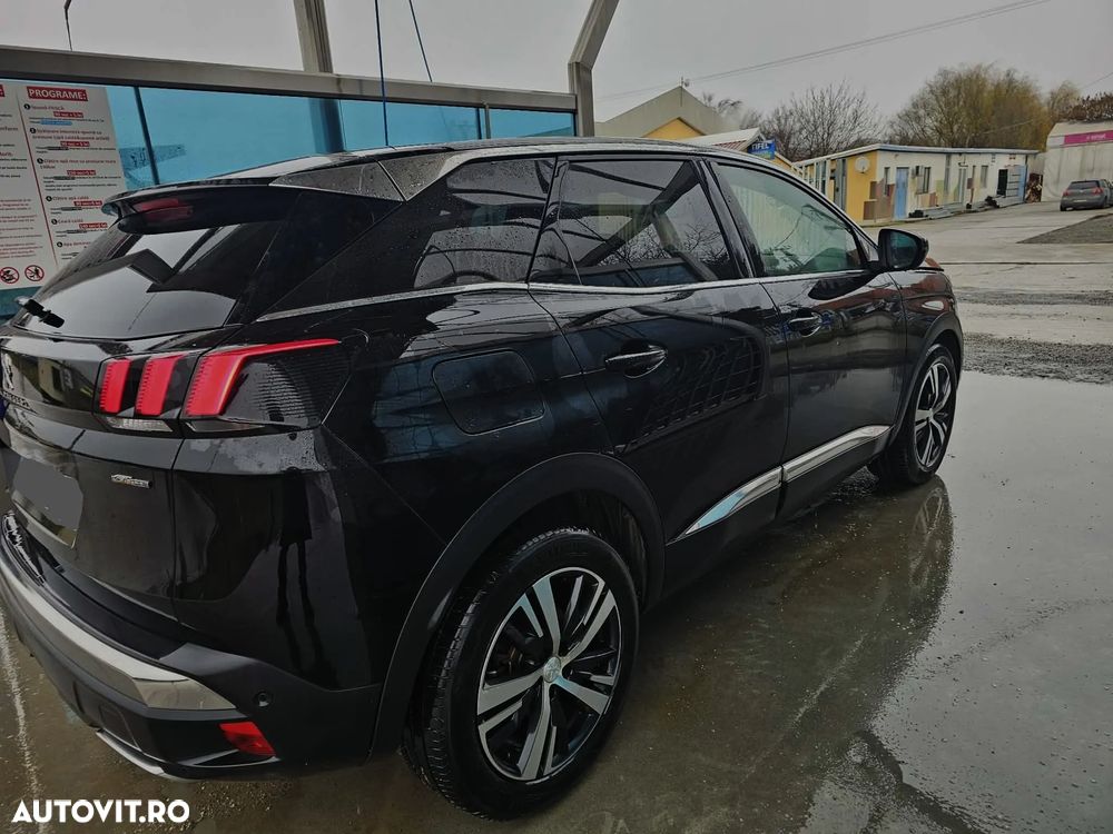 Peugeot 3008 1.6 PureTech Turbo S&S EAT8 GT-Line - 3