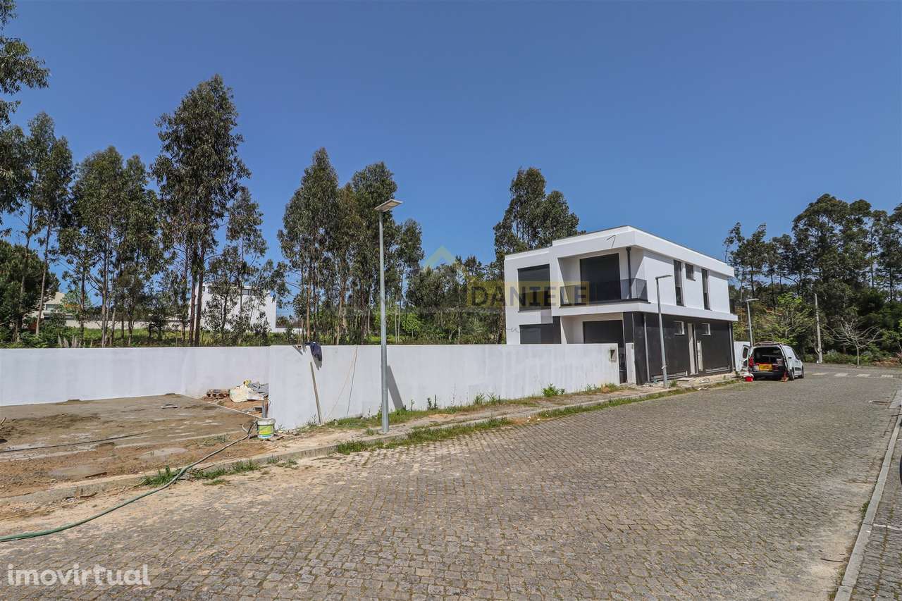 Moradia T4, nova e moderna, em Espinho. - Grande imagem: 2/43