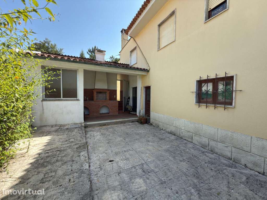 Moradia Isolada M3  com terreno e  garagem em zona dos Carvalhais - Grande imagem: 4/15