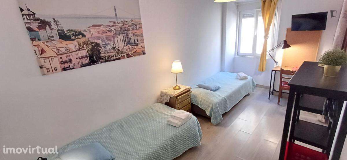 Quarto - localizado em Arroios Lisbon - Grande imagem: 3/32