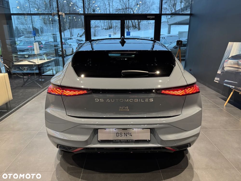 DS Automobiles N°4 E-Tense 58.3kWh Étoile Alcantara - 7