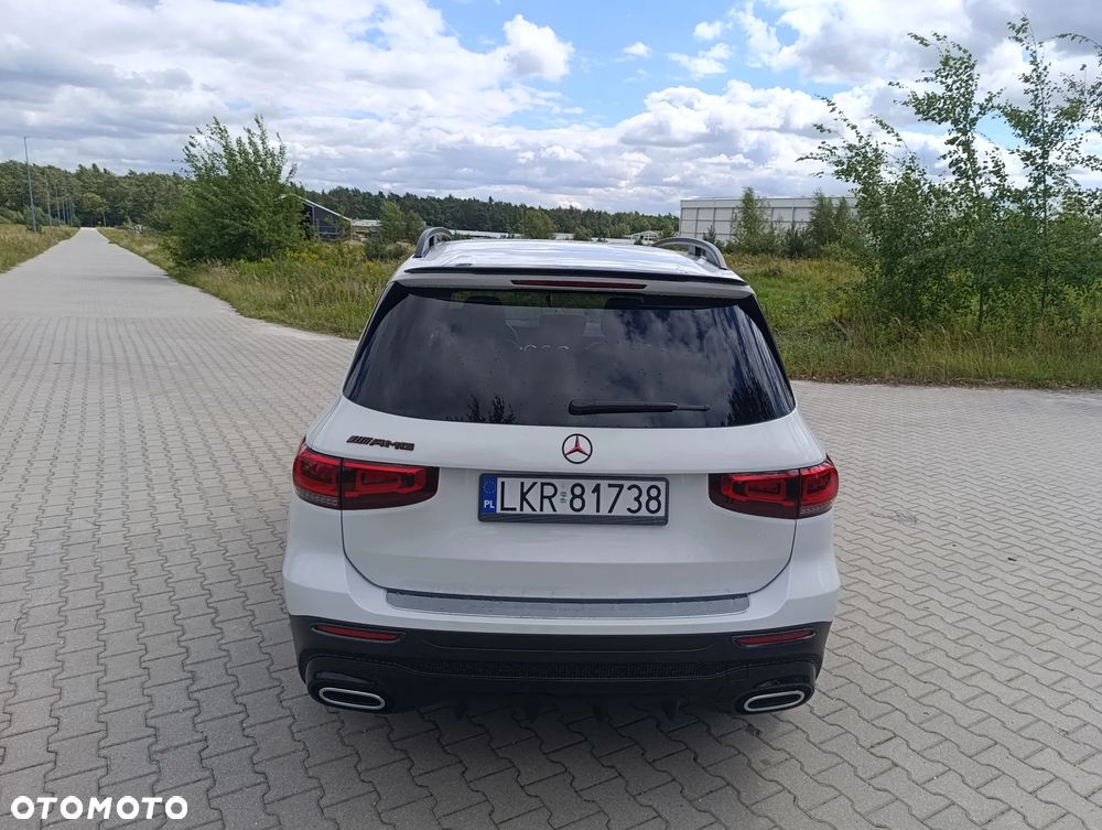 Mercedes-Benz GLB 250 8G-DCT AMG Line - 4