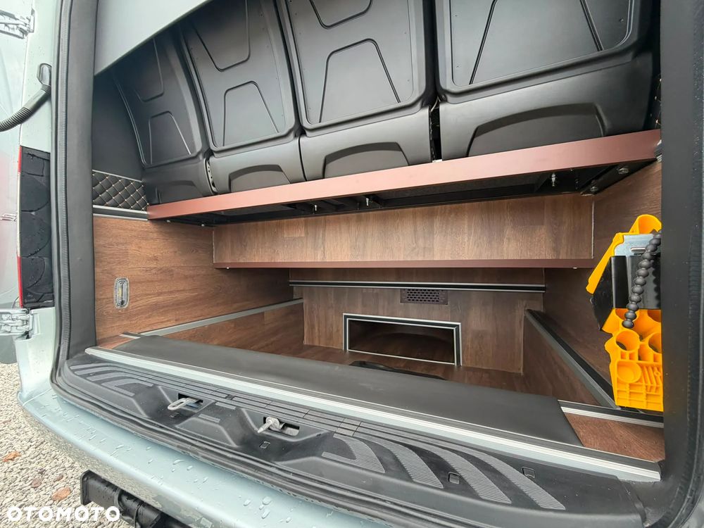 Mercedes-Benz Sprinter 519 - 7