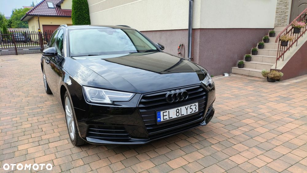 Audi A4 Avant - 1