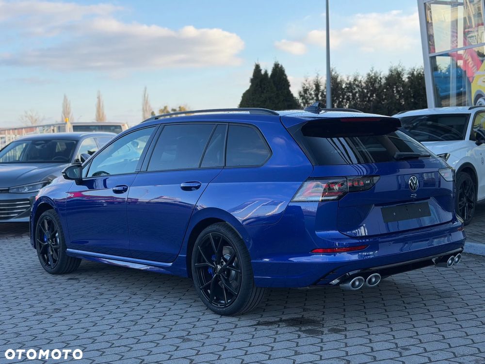 Volkswagen Golf Variant - 4