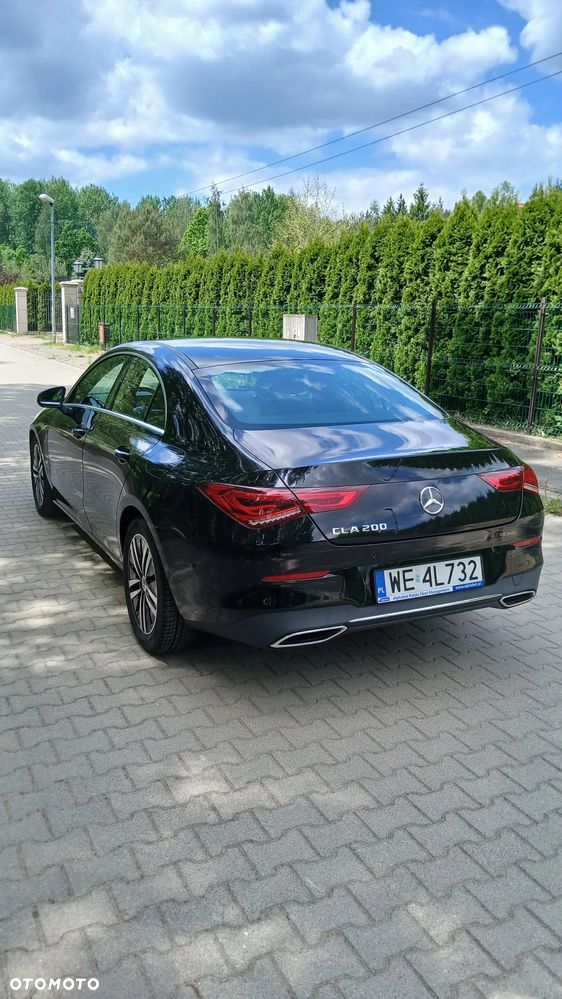 Mercedes-Benz CLA 200 Progressive 7G-DCT - 4