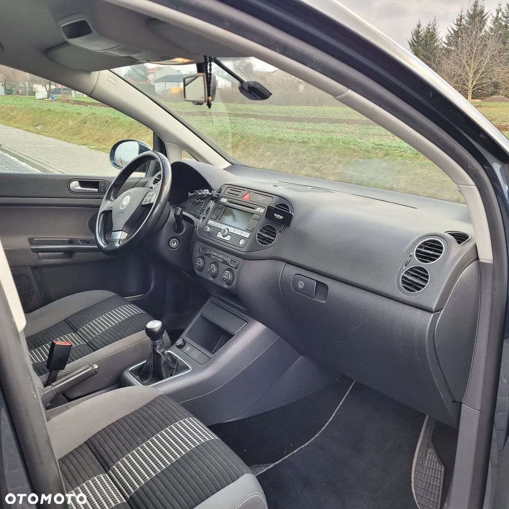 Volkswagen Golf Plus - 6