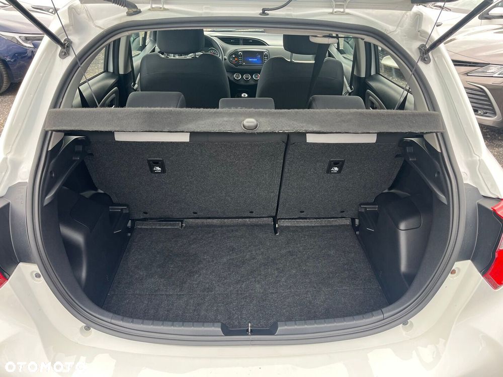 Toyota Yaris - 31