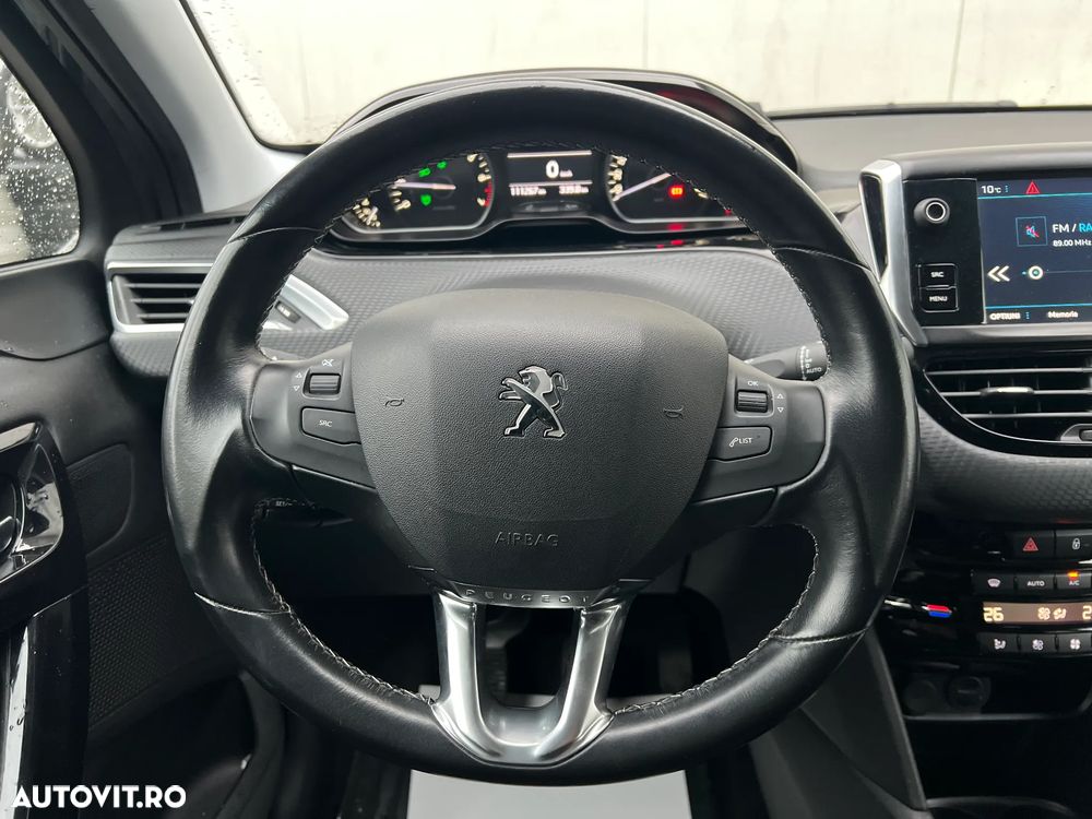Peugeot 208 PureTech 110 Stop & Start Active - 13