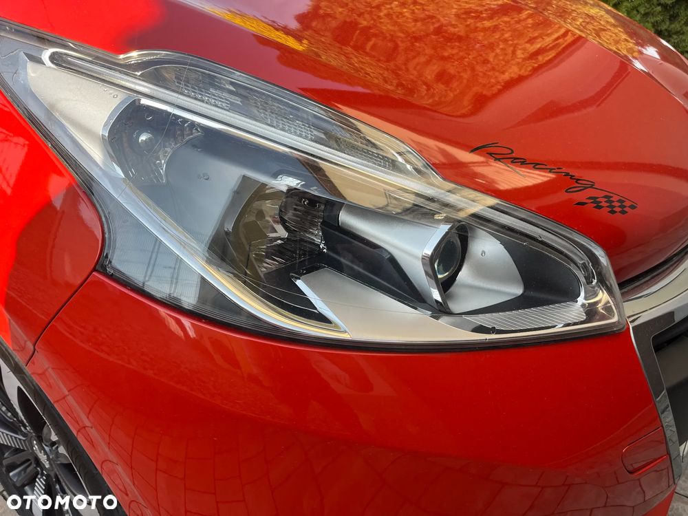 Peugeot 208 PureTech 82 Active - 14