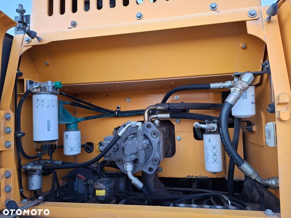 Volvo EC250DL ROTOTILT ze szczypcami / Niwelacja / - 4