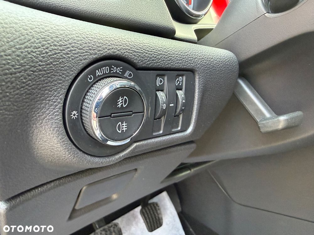 Opel Astra 1.7 CDTI DPF 150 Jahre - 20