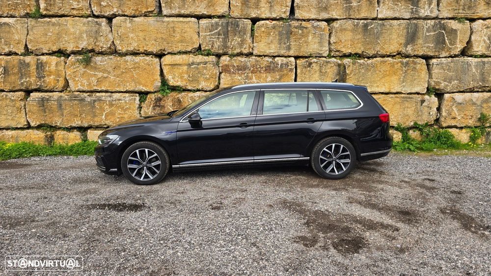 VW Passat Variant - 3