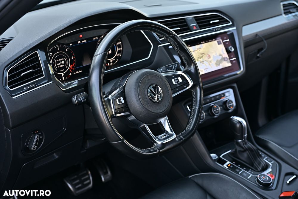 Volkswagen Tiguan - 14