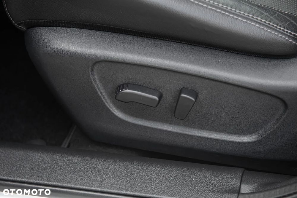 Nissan Qashqai 1.6 DCi ALL-MODE 4x4i TEKNA - 16