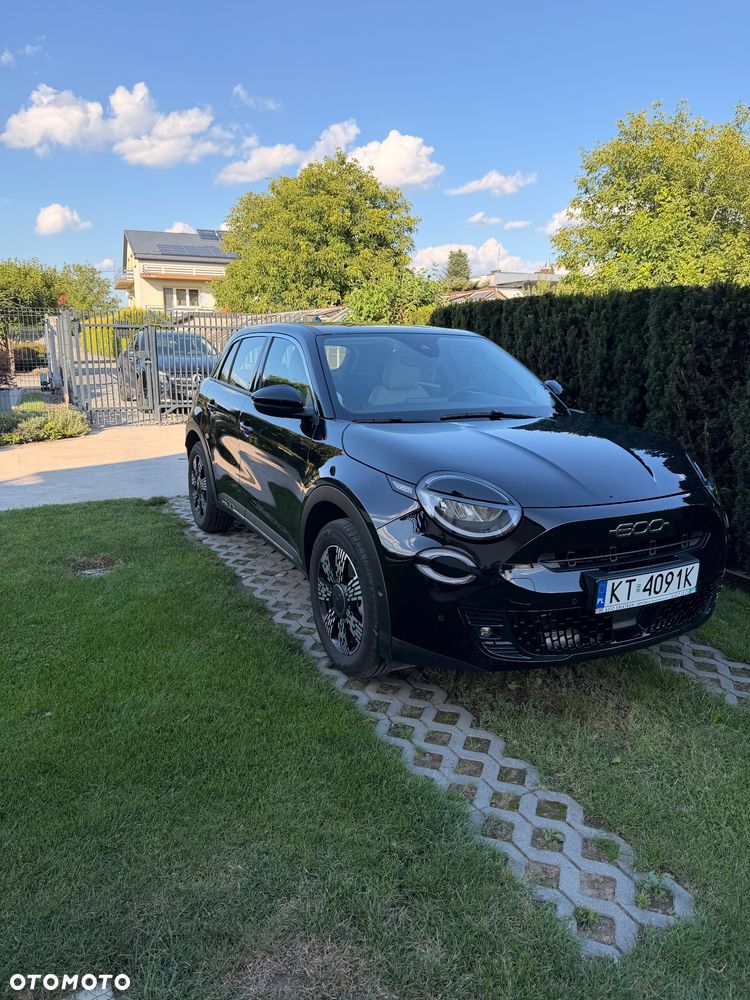 Fiat 600 1.2 Turbo La Prima eDCT - 2