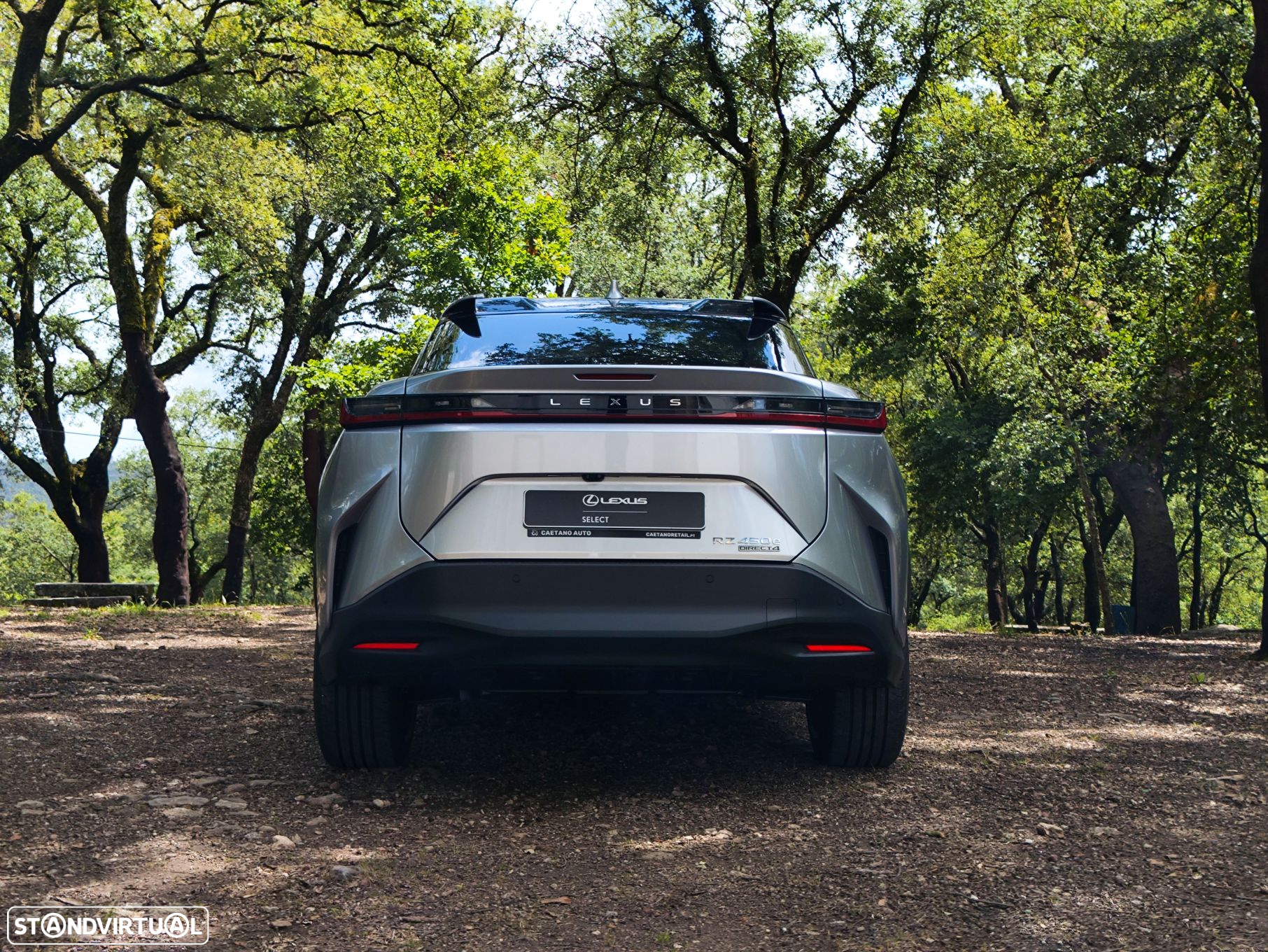 Lexus rz-450e Premium Monotone c/ mala elétrica - 6