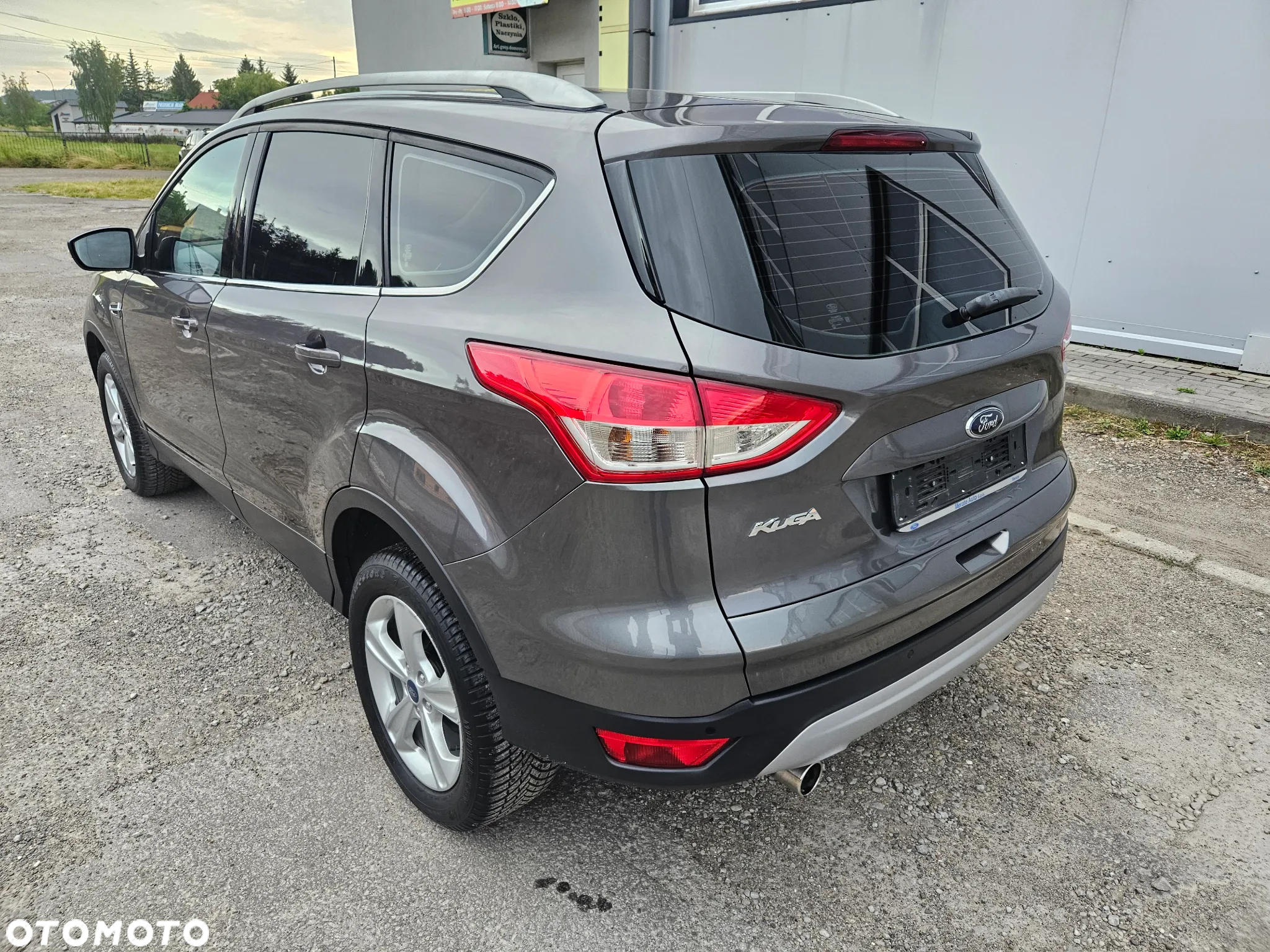 Ford Kuga - 4