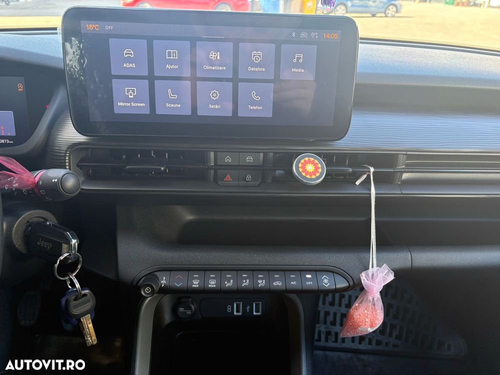 Jeep Avenger 1.2 MT6 Turbo Longitude - 11