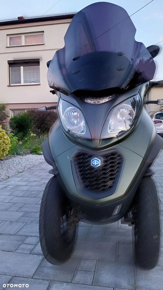 Piaggio MP-3 - 14