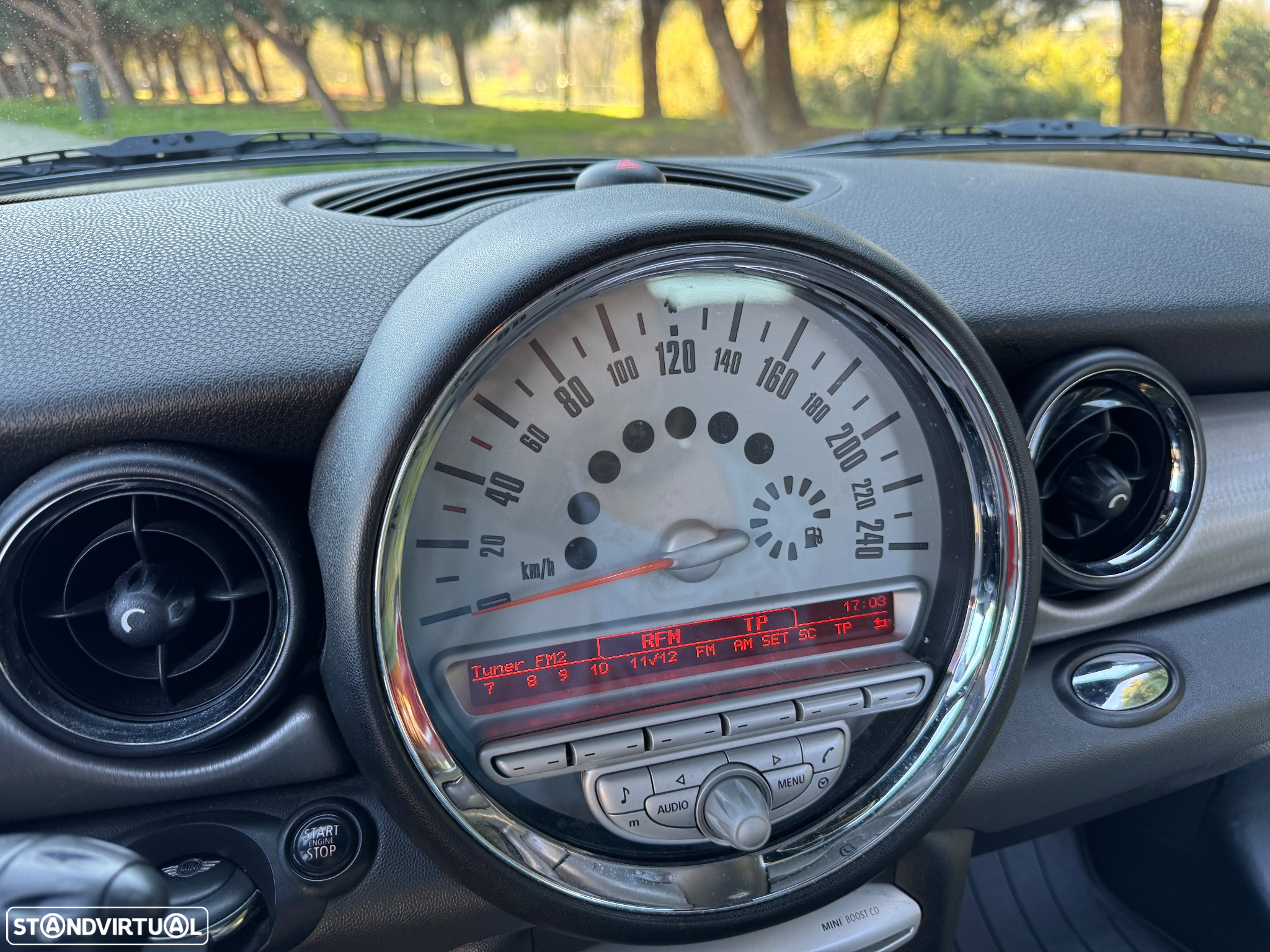 MINI Clubman Cooper D - 14