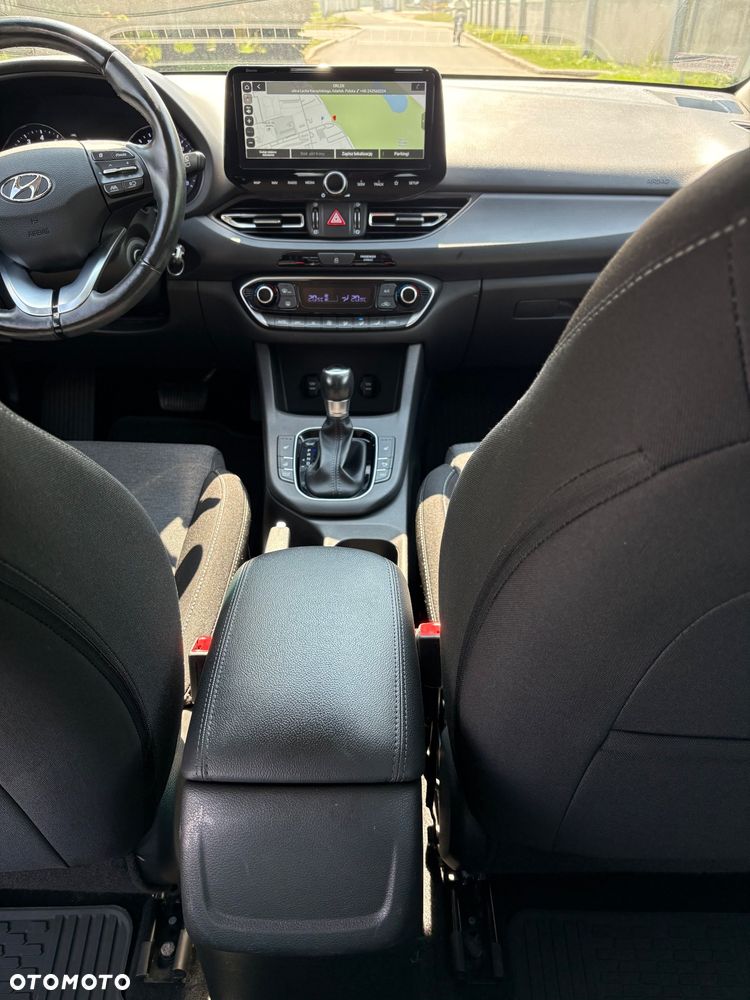 Hyundai i30 1.5 T-GDI 48V Smart DCT - 12