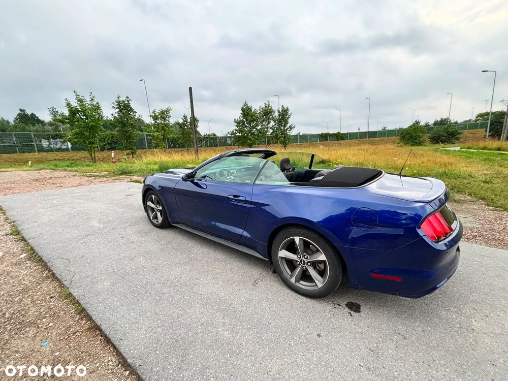 Ford Mustang 3.7 V6 - 8