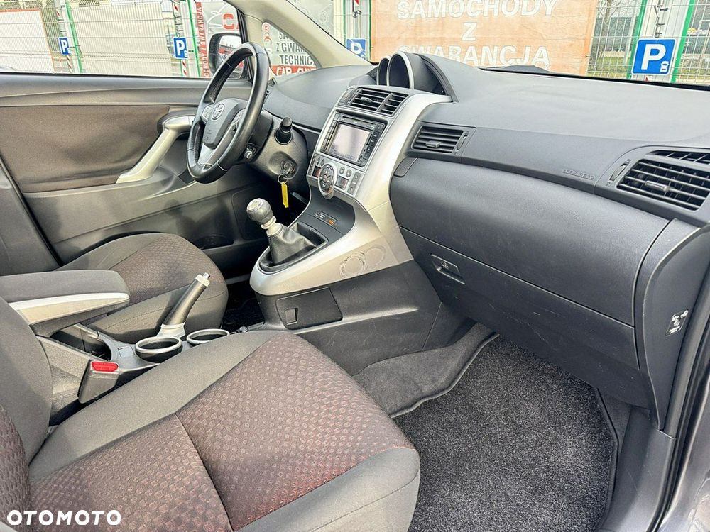 Toyota Verso - 10