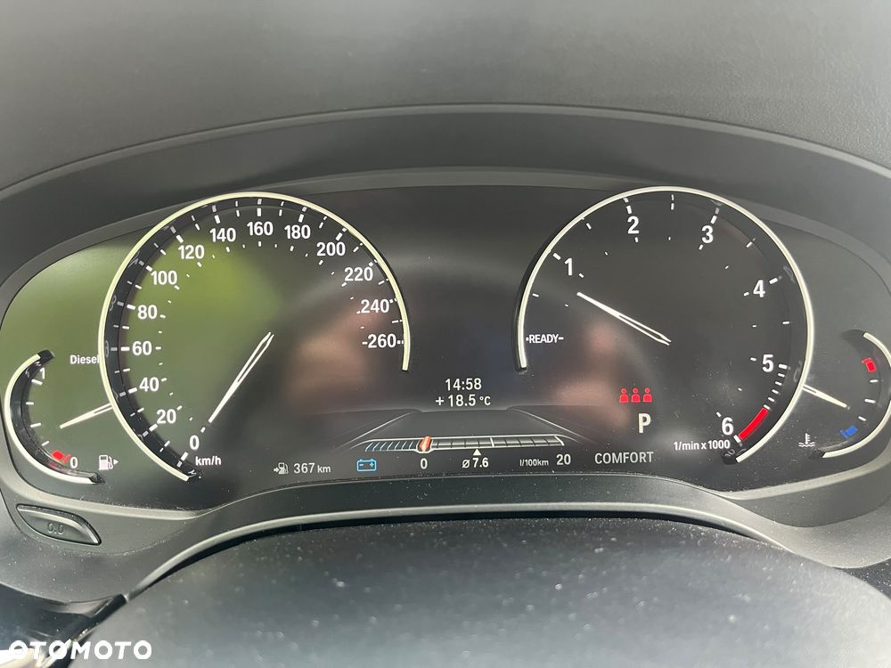BMW Seria 5 520d Sport Line - 16