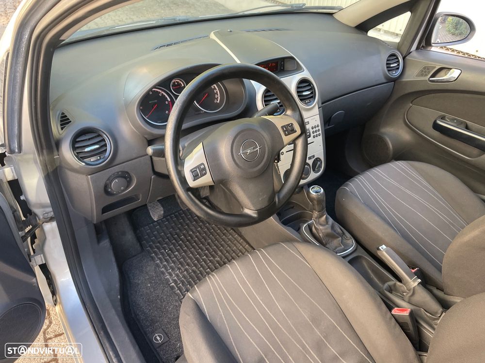 Opel Corsa - 26