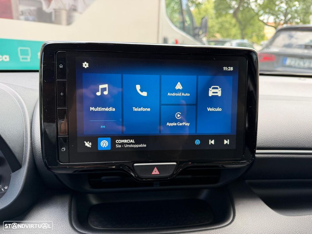 Mazda 2 1.5 L Hybrid VVT-i Centre-Line - 18