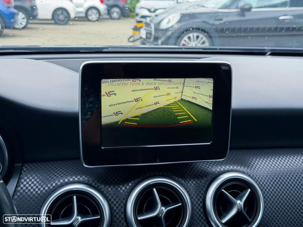 Mercedes-Benz A 180 d Urban - 14