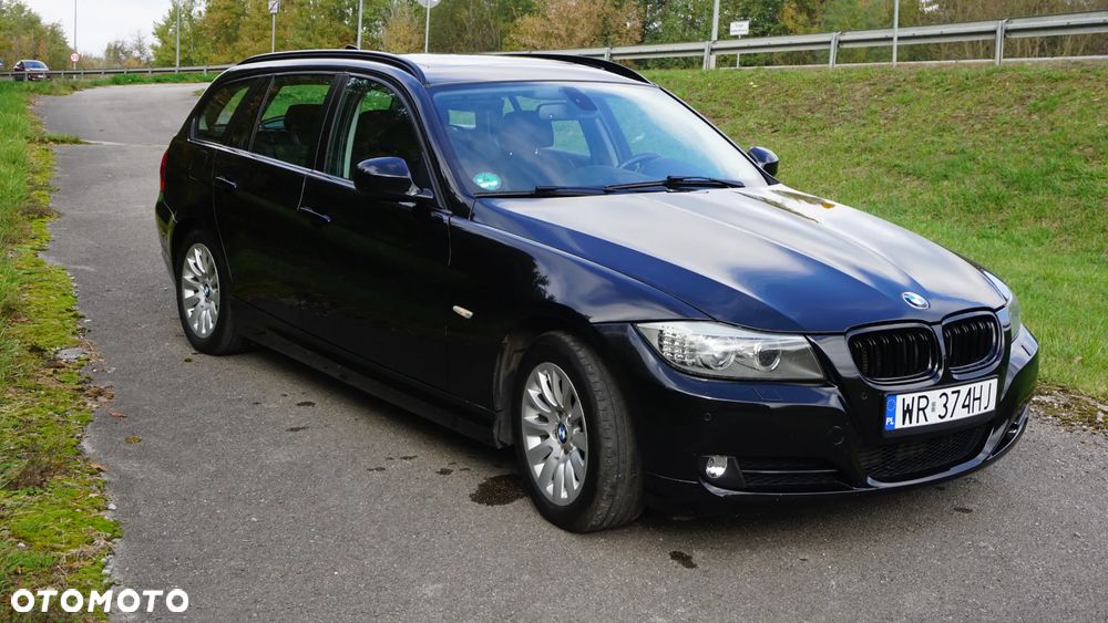 BMW Seria 3 320d xDrive - 12