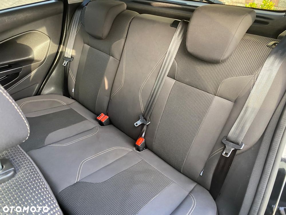 Ford Fiesta 1.5 TDCi Titanium - 25